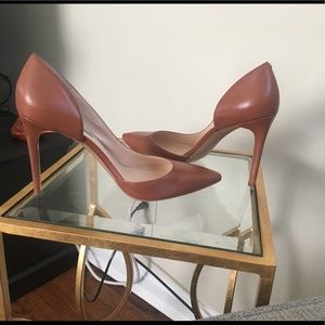 I•N•C International Concepts deep luggage pumps!